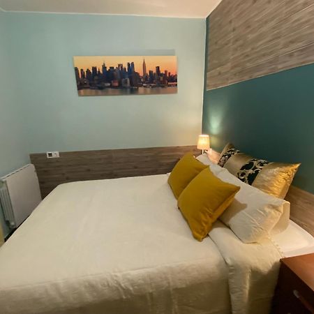 La Casa De Las Hadas Hotel La Reguda Kültér fotó