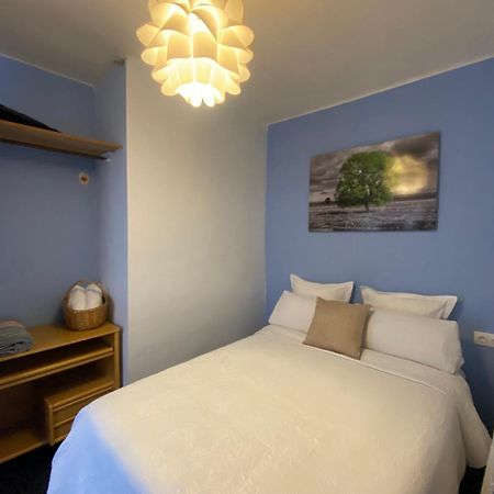 La Casa De Las Hadas Hotel La Reguda Kültér fotó