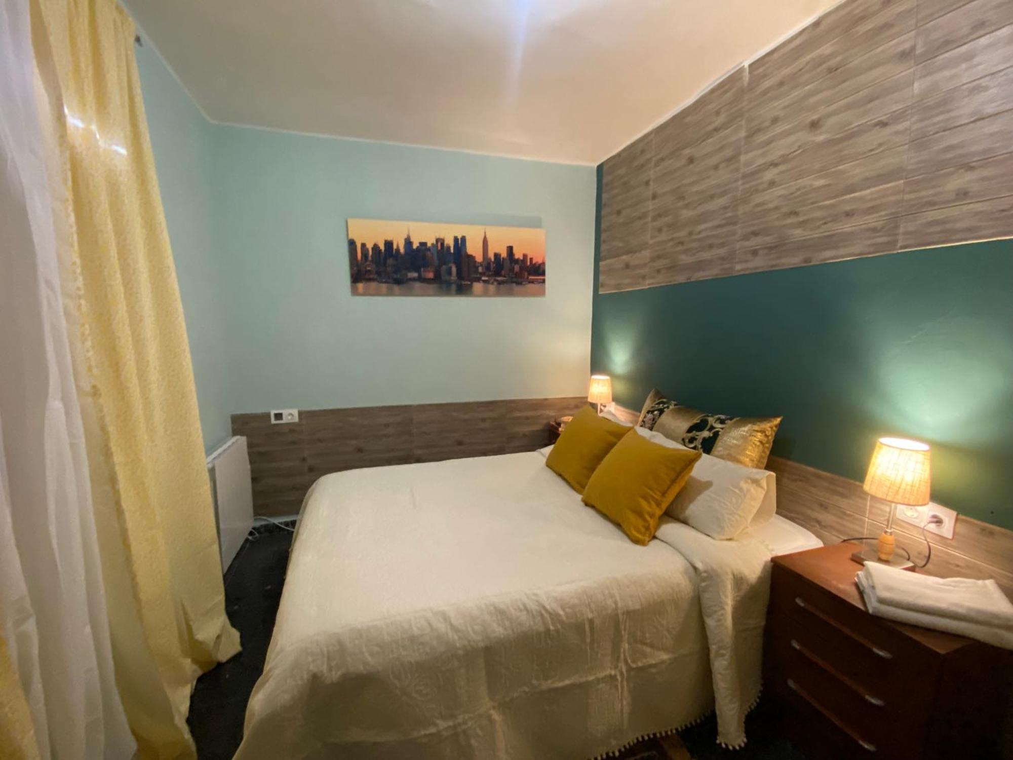 La Casa De Las Hadas Hotel La Reguda Kültér fotó