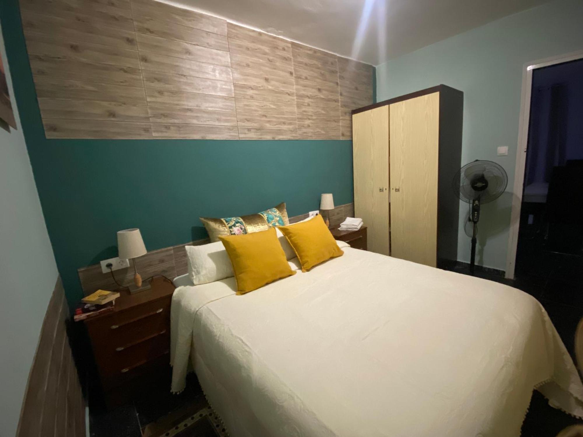 La Casa De Las Hadas Hotel La Reguda Kültér fotó